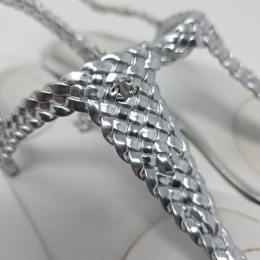 Chanel CC Logo Braided Metallic Leather Thong Sandals White Silver IT 37.5 US 7 - Picture 2 of 9